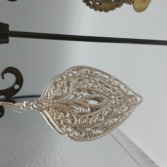 Mixed bag of vintage and boho earrings - Picture 7 of 10